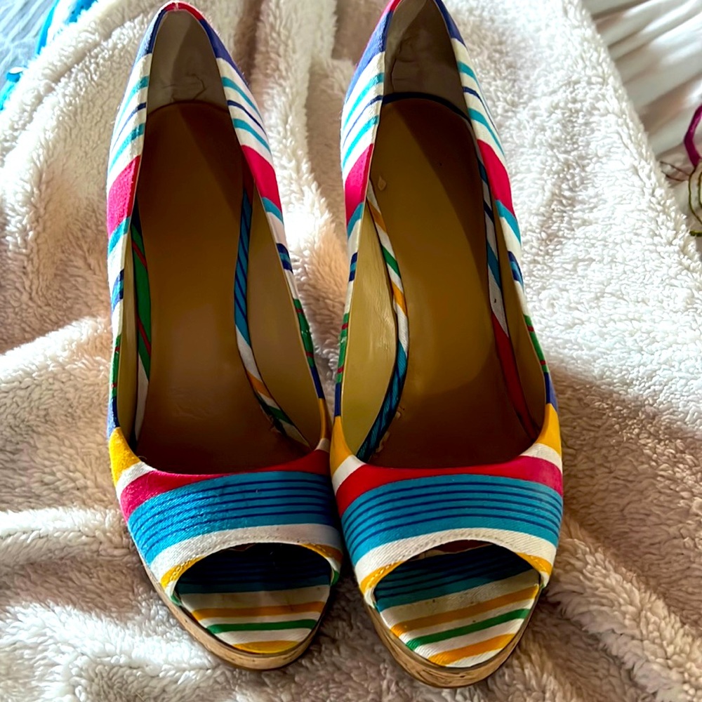 Striped wedges